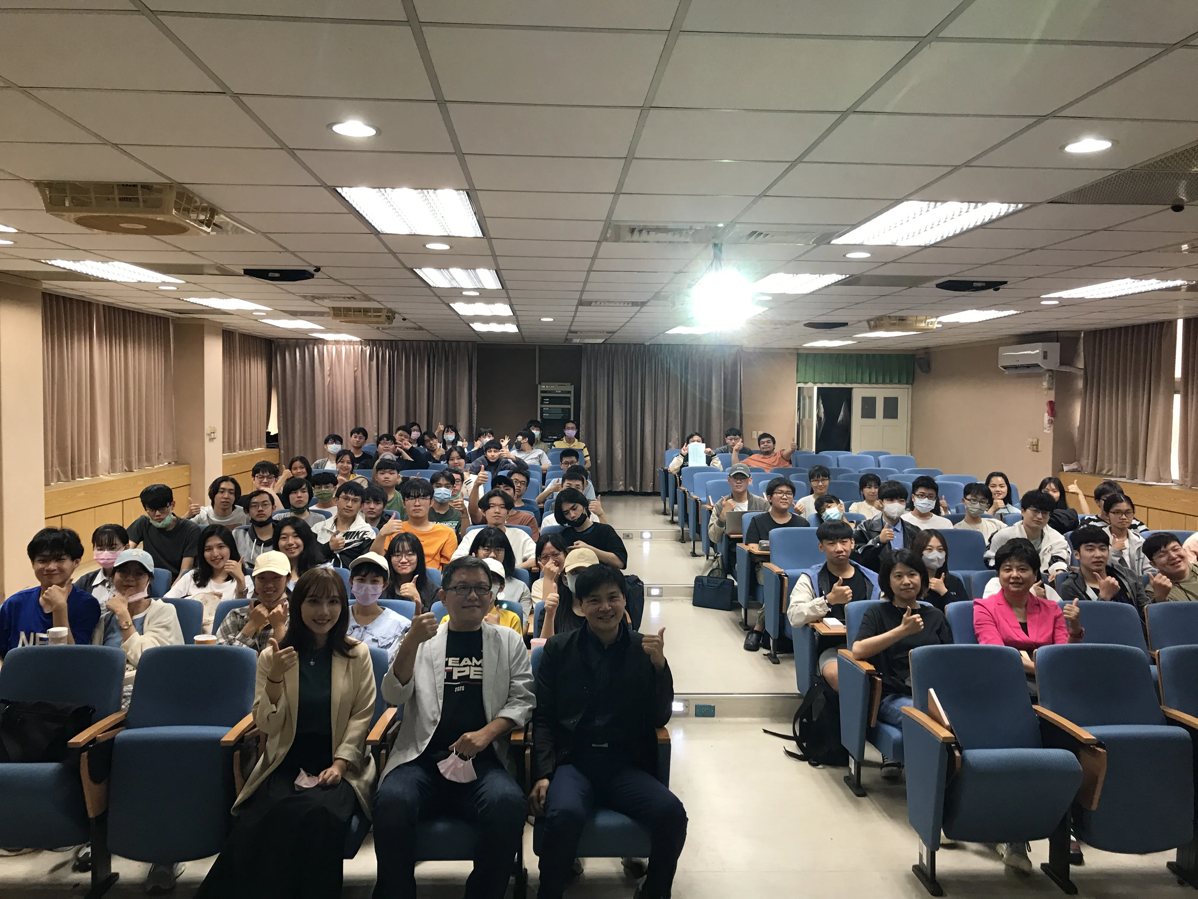 111學年度第 2學期系聯合班會(點選看更多) 第8張